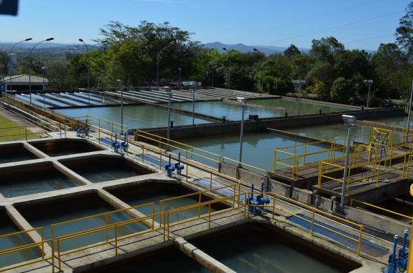 Estação de tratamento de água na empresa de saneamento em São Leopoldo - RS.